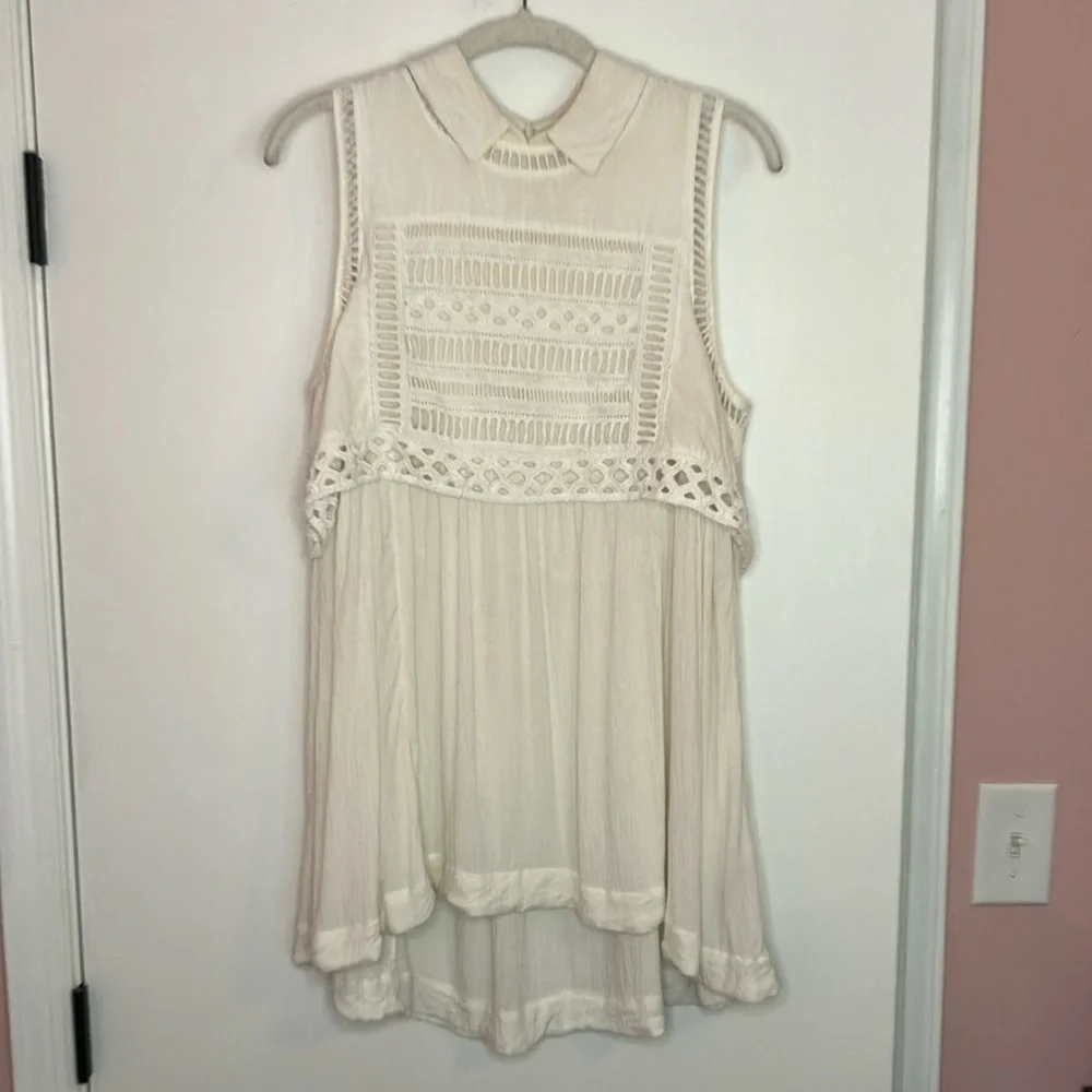 Free People cream eyelet collared tunic top - Picture 2 of 9